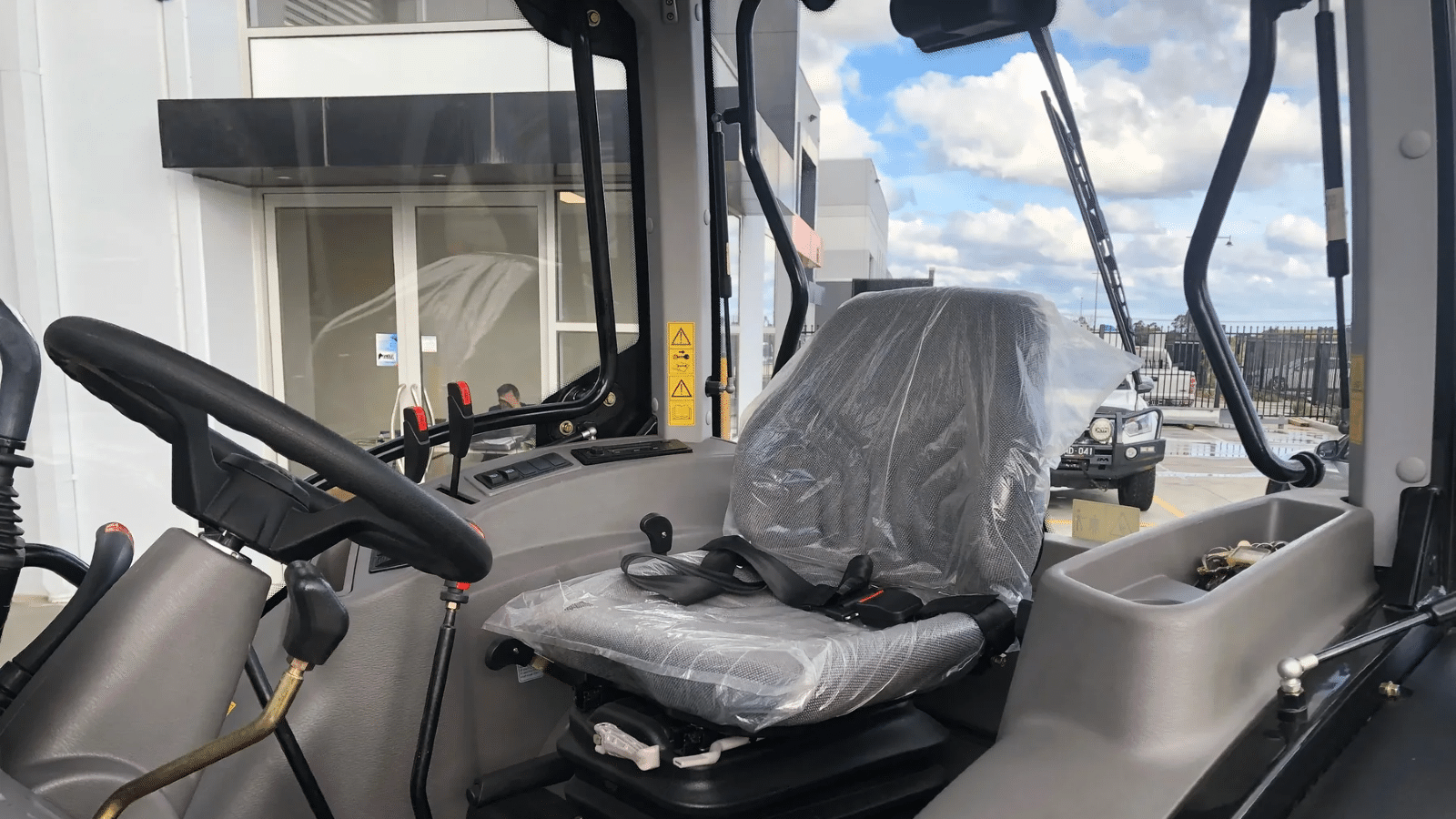 2025 New LOVOL M804 TB-3 Tractor
