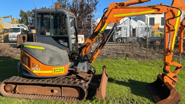 2010 Used Hitachi ZAXIS40 Excavators