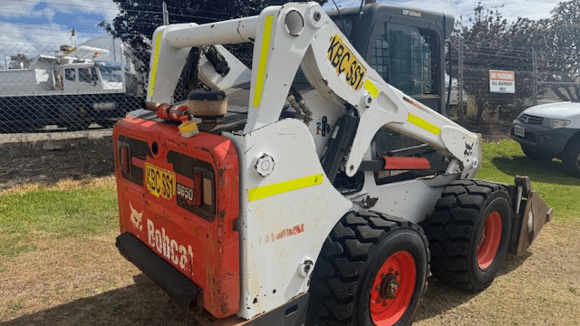 2011 Used Bobcat S650 Skid Steers