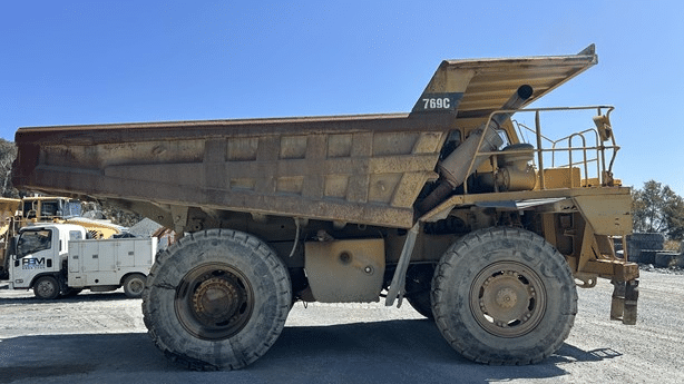 1992 Used Caterpillar 769 Dump Truck