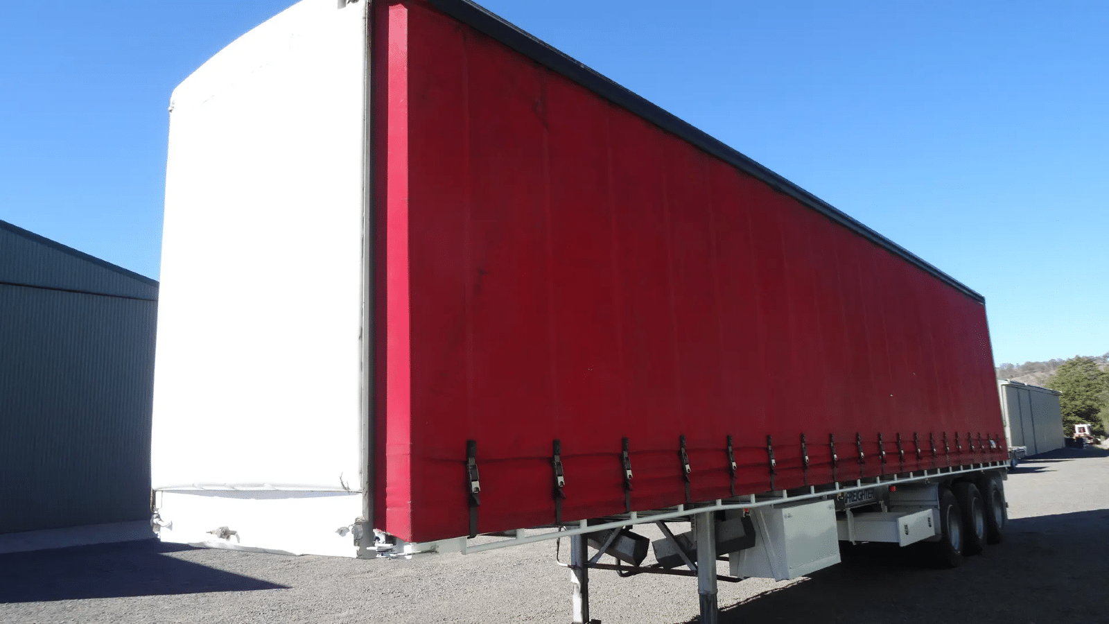 1998 Used Freighter Curtainsider