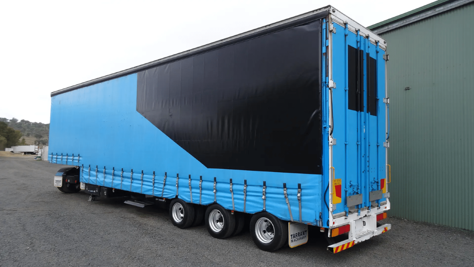 2006 Used Maxitrans Curtainsider