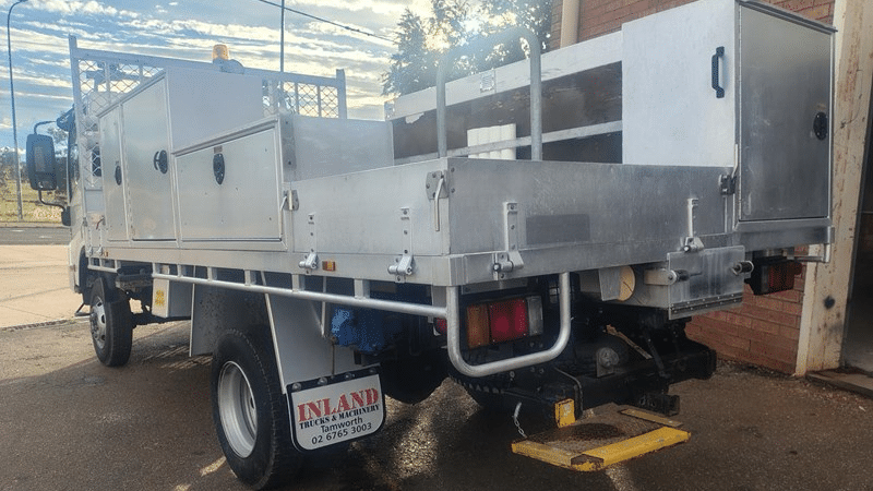 2009 Used Isuzu N-Series Tray