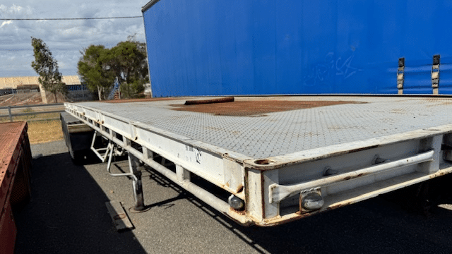 2001 Used Vawdrey A Trailer