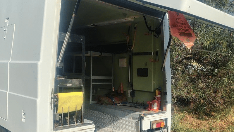 2000 Used Mitsubishi Canter Ambulance Truck
