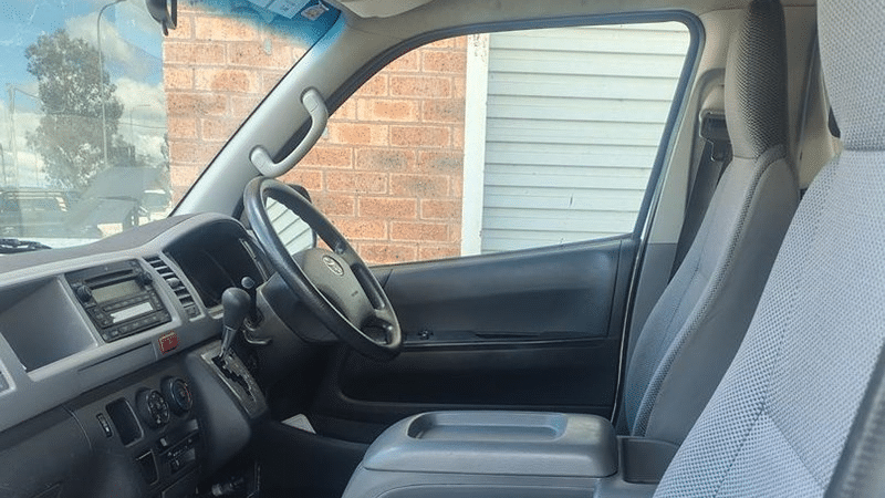 2009 Used Toyota HIACE Bus