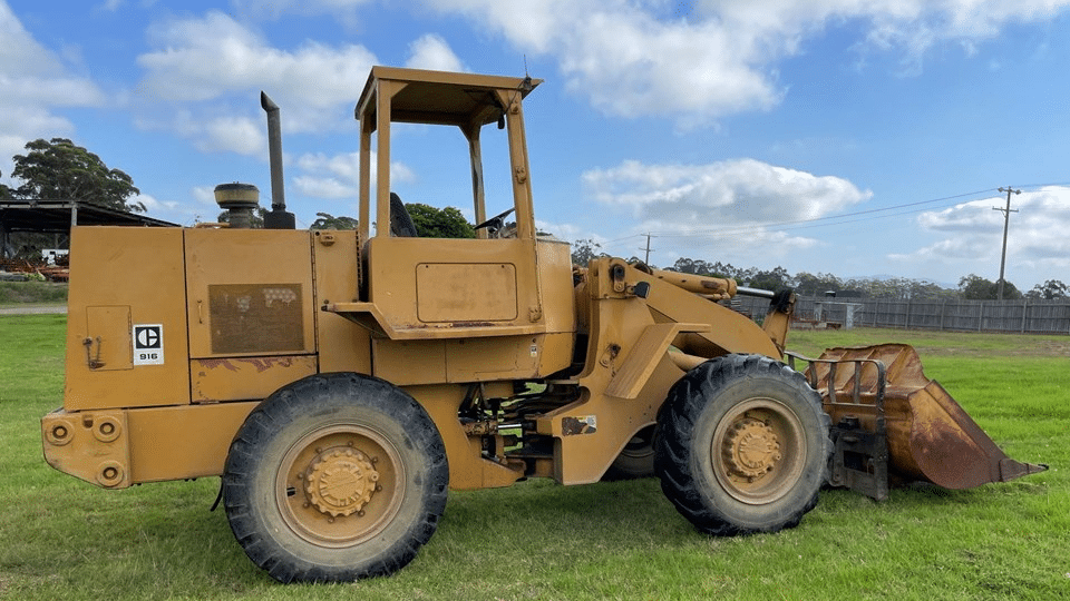 1986 Used Caterpillar 916 Loaders