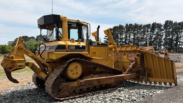 1997 Used Caterpillar D6R XL Bulldozers