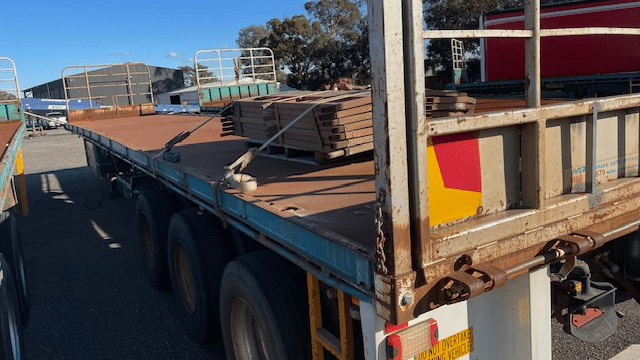 Used Maxitrans Flat Top