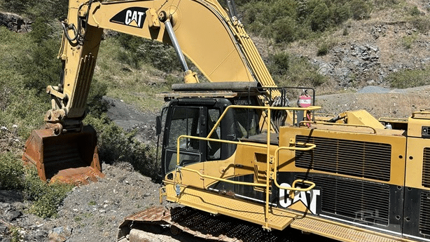 2005 Used Caterpillar 385CL Excavators
