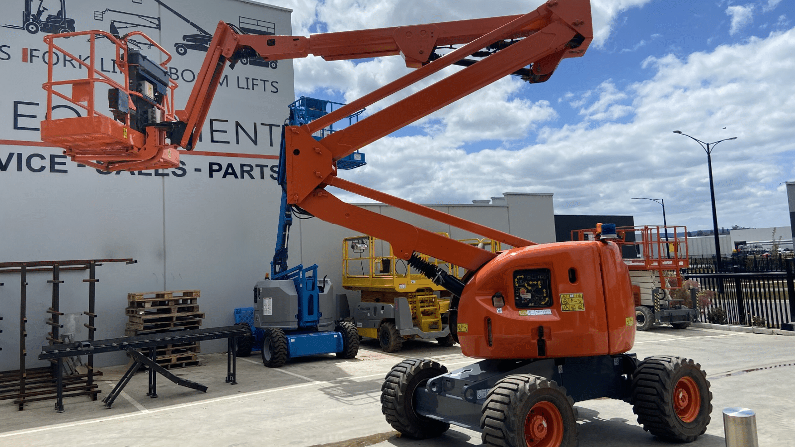 Used Jlg 450AJ Boom Lifts