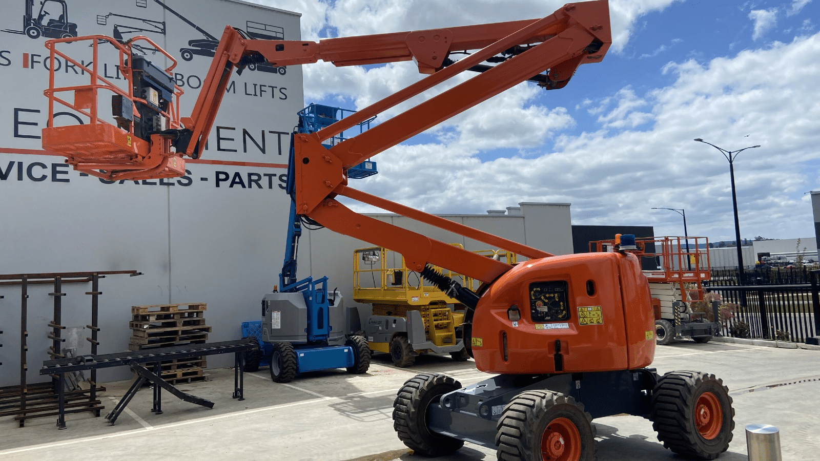 Used Jlg 450AJ Boom Lifts