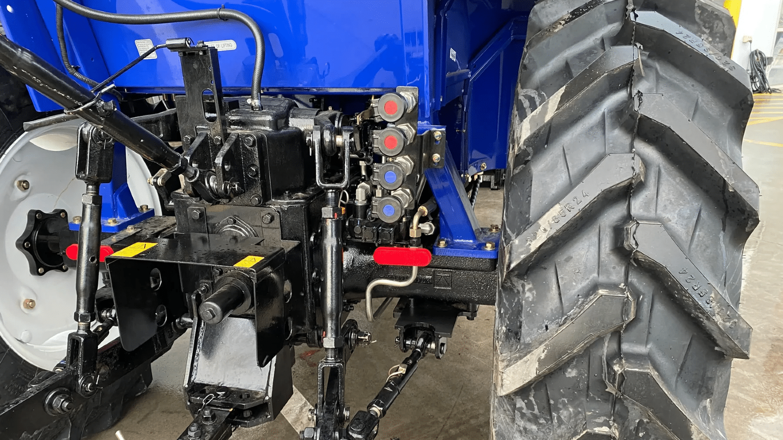 2025 New LOVOL M404 Tractor