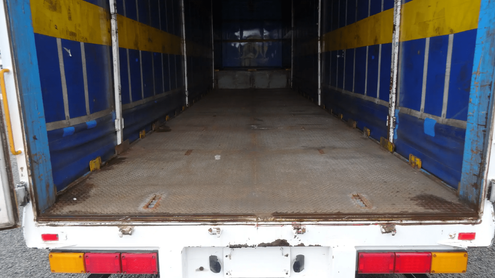 2006 Used Maxitrans Curtainsider