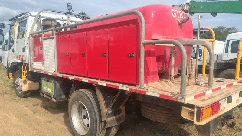 2006 Used Isuzu F-Series Tray