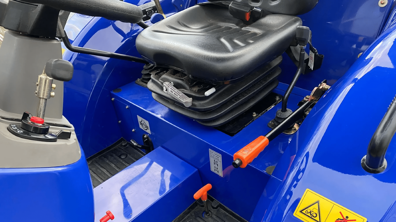 2025 New LOVOL M404 Tractor