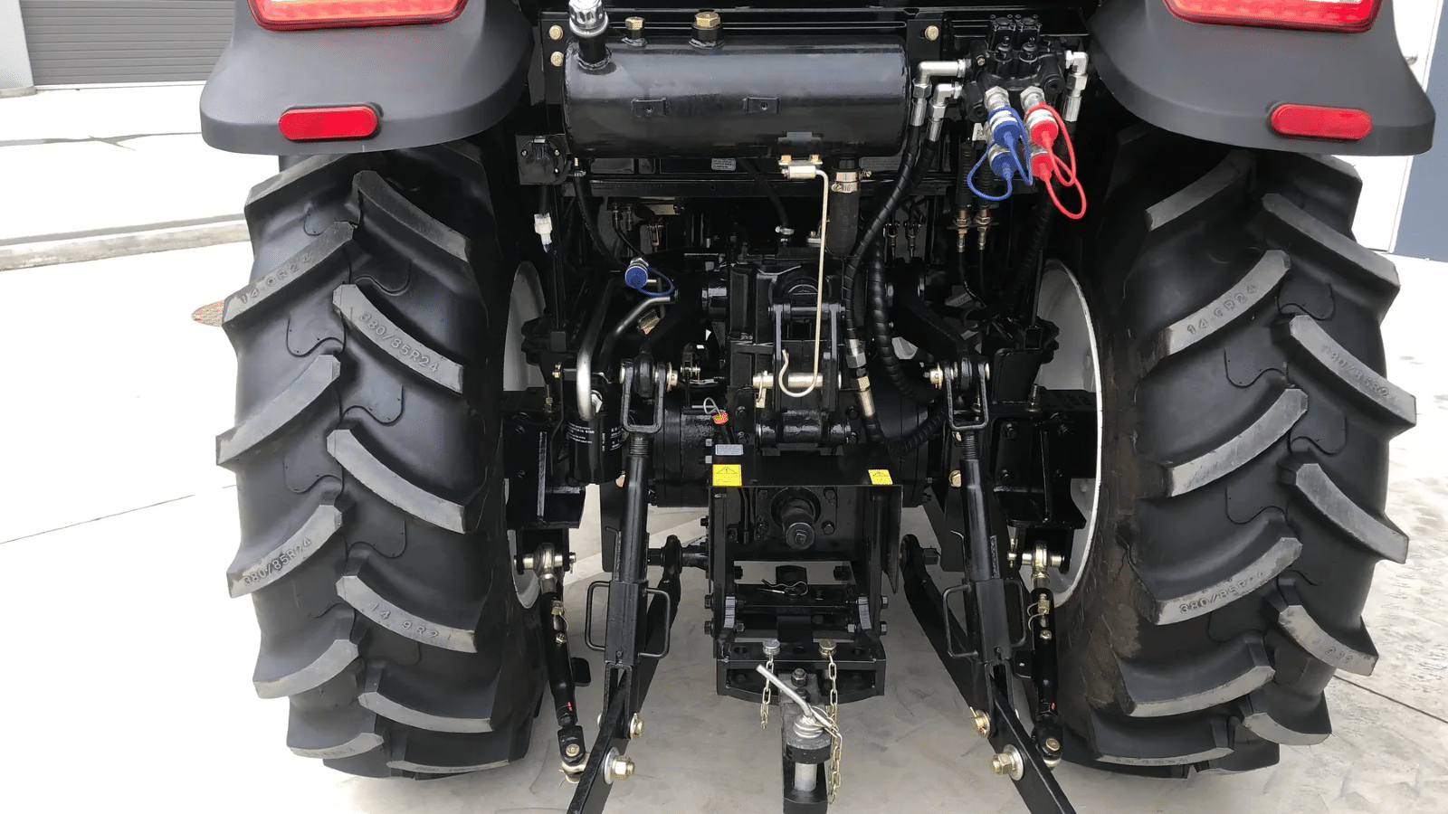 2025 New LOVOL M704 TB-3 Tractor