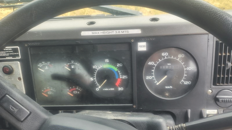 1999 Used Volvo Trucks FL Tipper