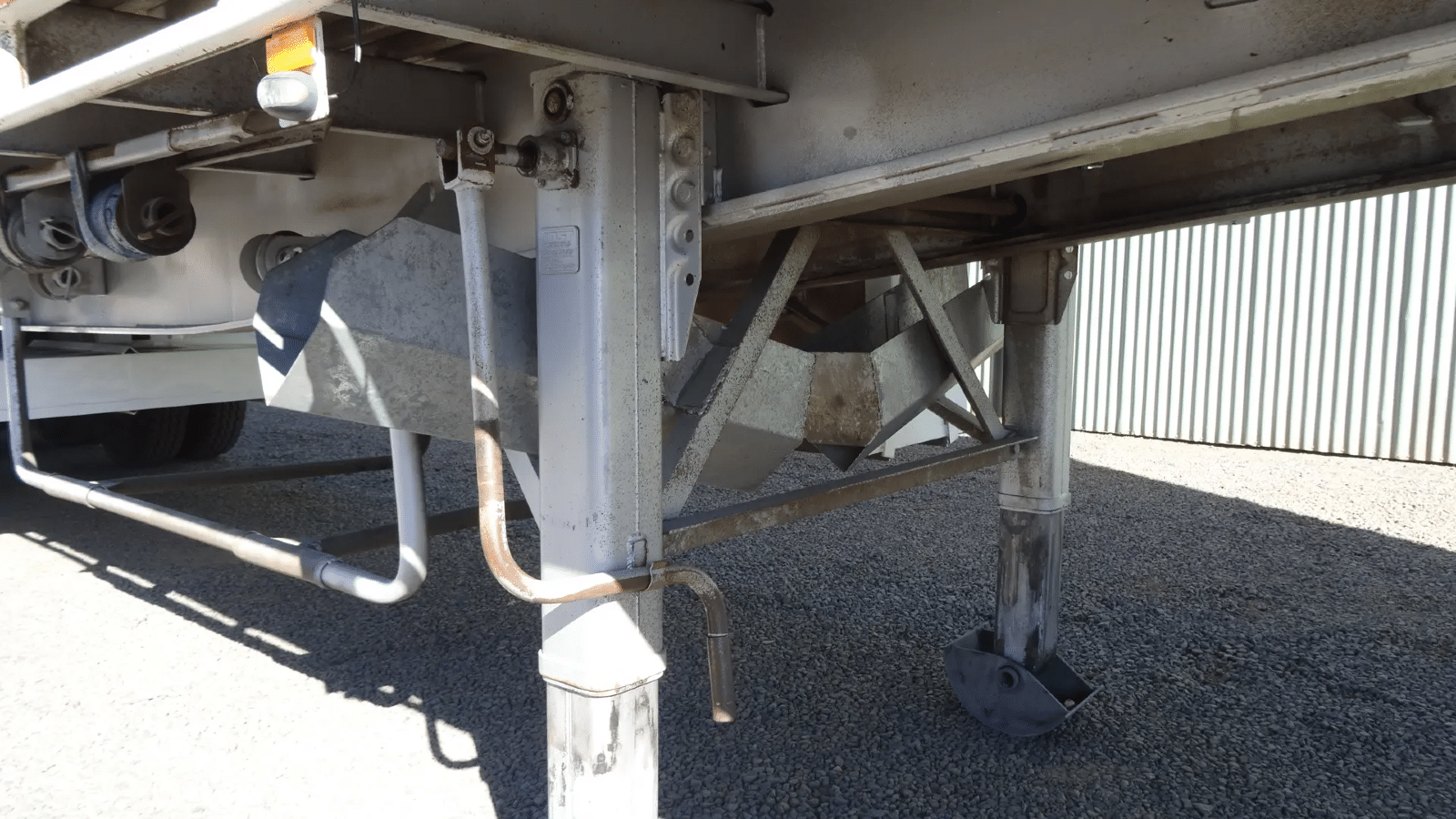 1998 Used Freighter Curtainsider
