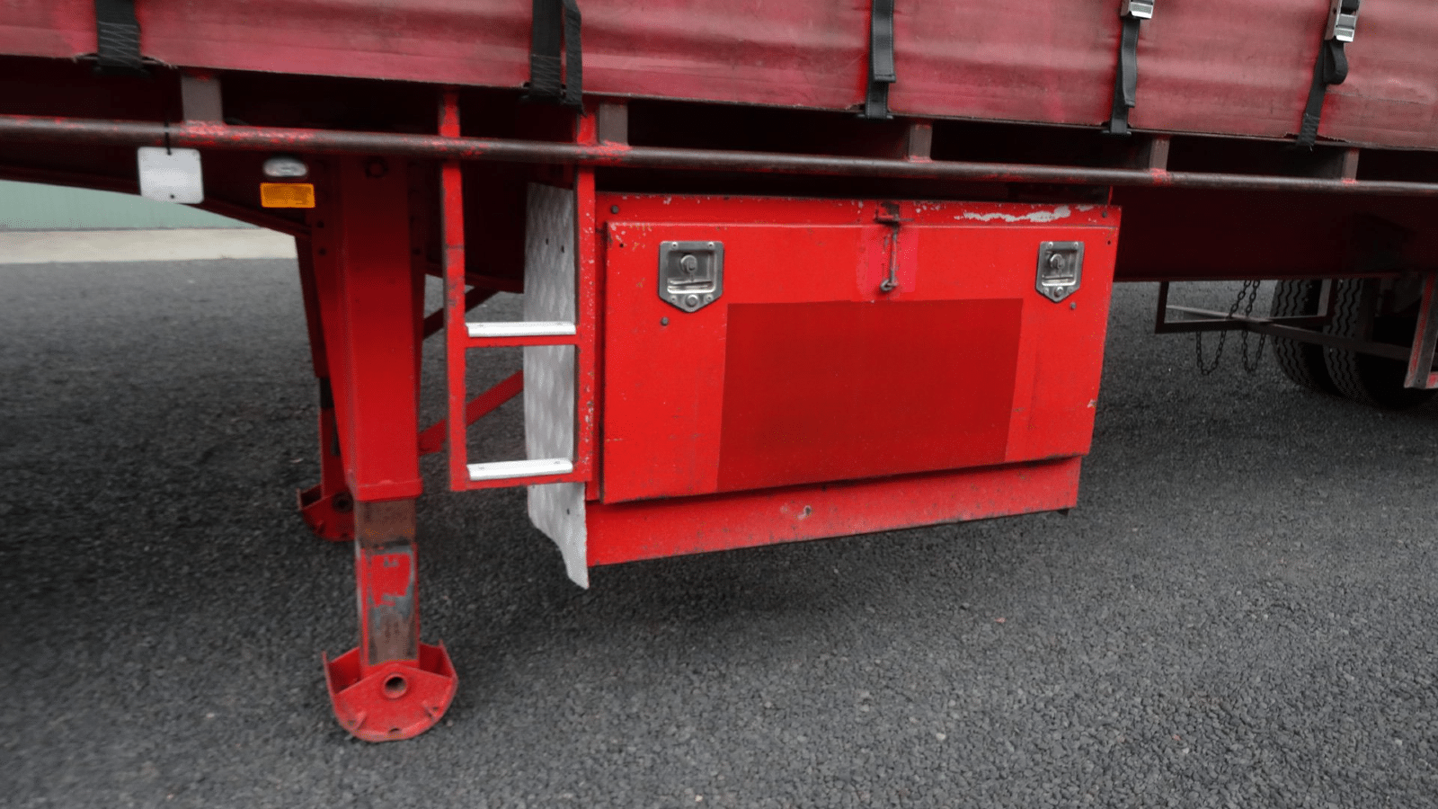 2005 Used Vawdrey Curtainsider