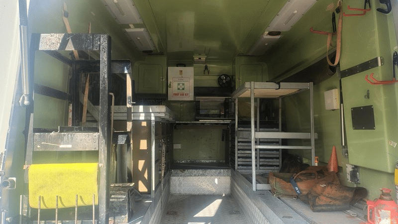 2000 Used Mitsubishi Canter Ambulance Truck