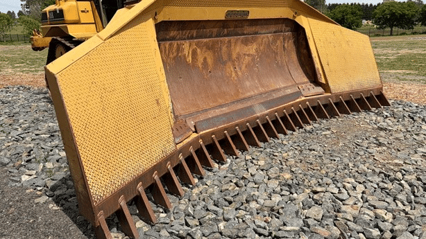 1997 Used Caterpillar D6R XL Bulldozers