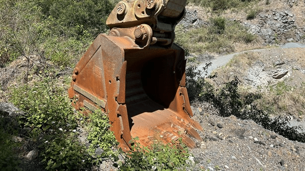 2005 Used Caterpillar 385CL Excavators