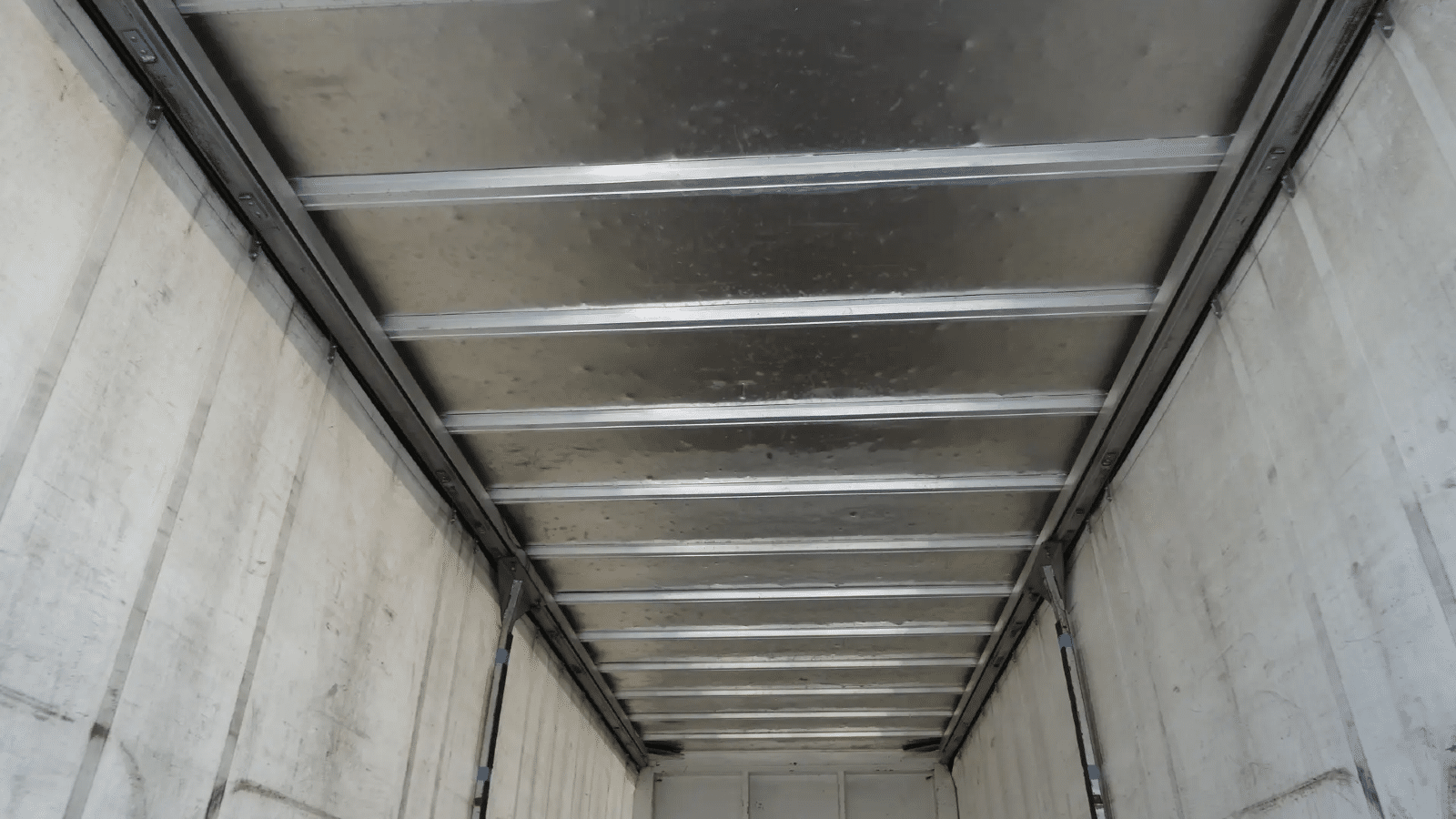 2011 Used Freightliner Argosy Curtainsider