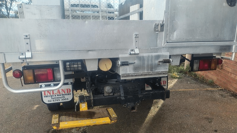 2009 Used Isuzu N-Series Tray