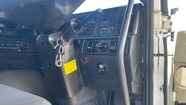 2001 Used Volvo Trucks FM7 Tipper