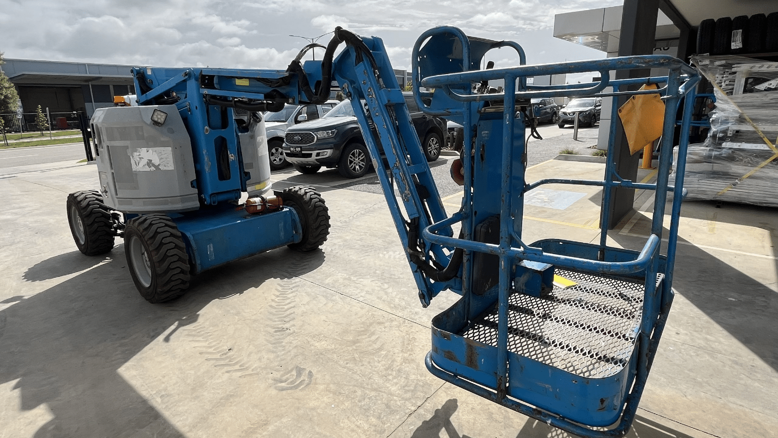 2016 Used Genie Z34 Boom Lifts