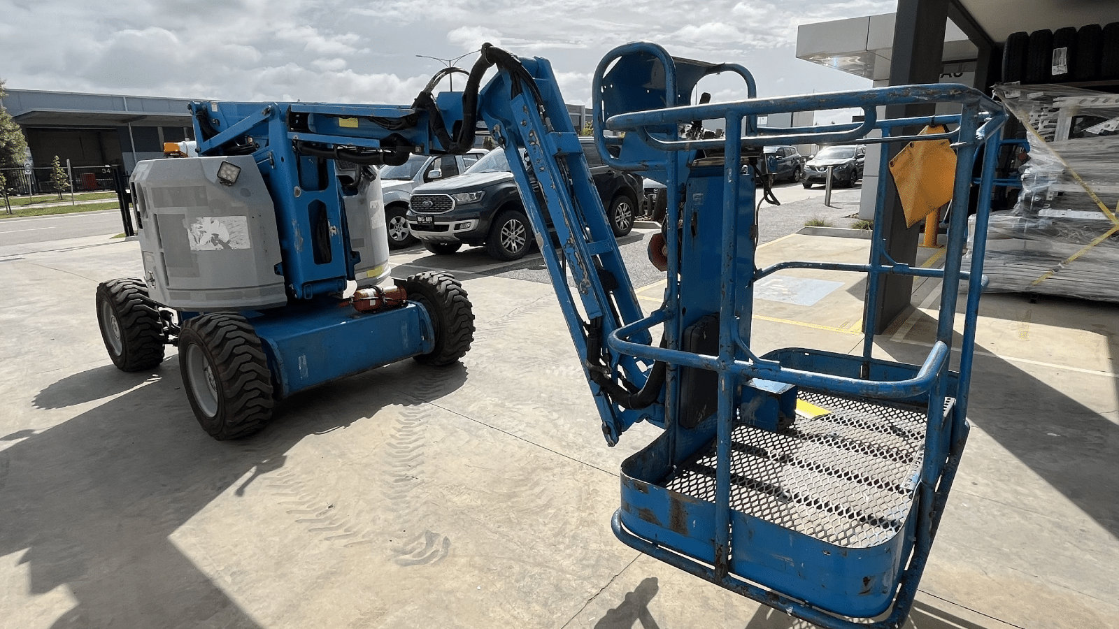 2016 Used Genie Z34 Boom Lifts