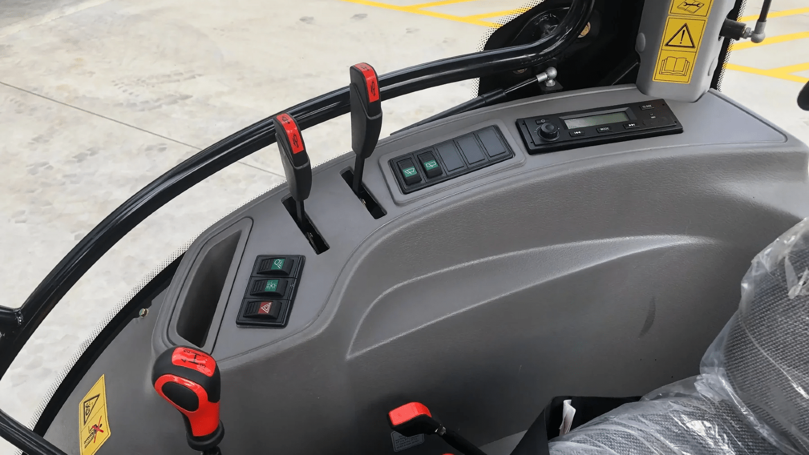 2025 New LOVOL M504 Tractor