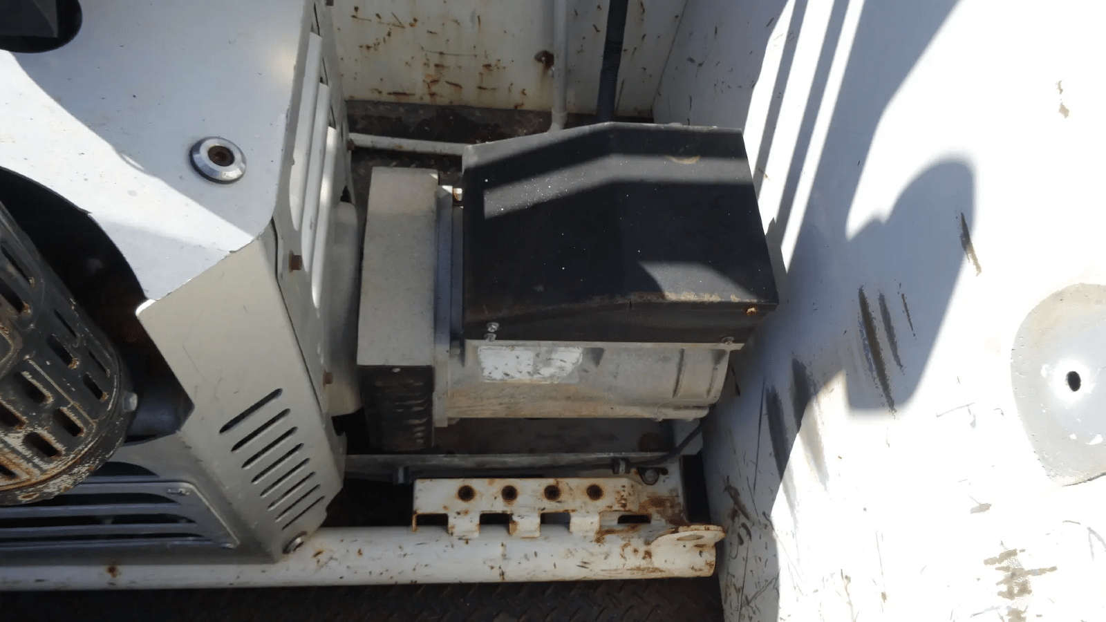 2017 Used Mitsubishi Fighter Tray