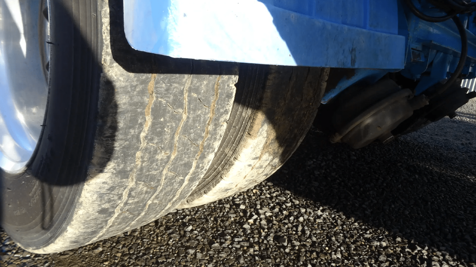 2002 Used Barker Skeletal Trailer