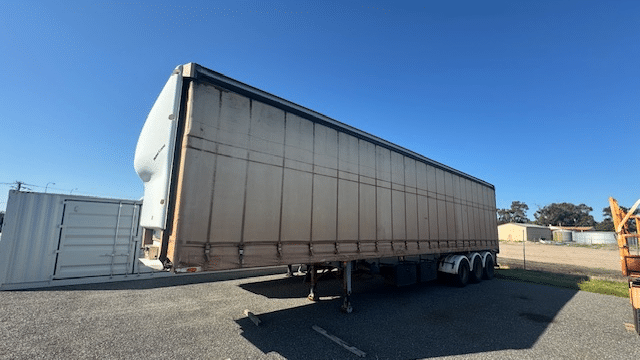 2013 Used Southern Cross Curtainsider