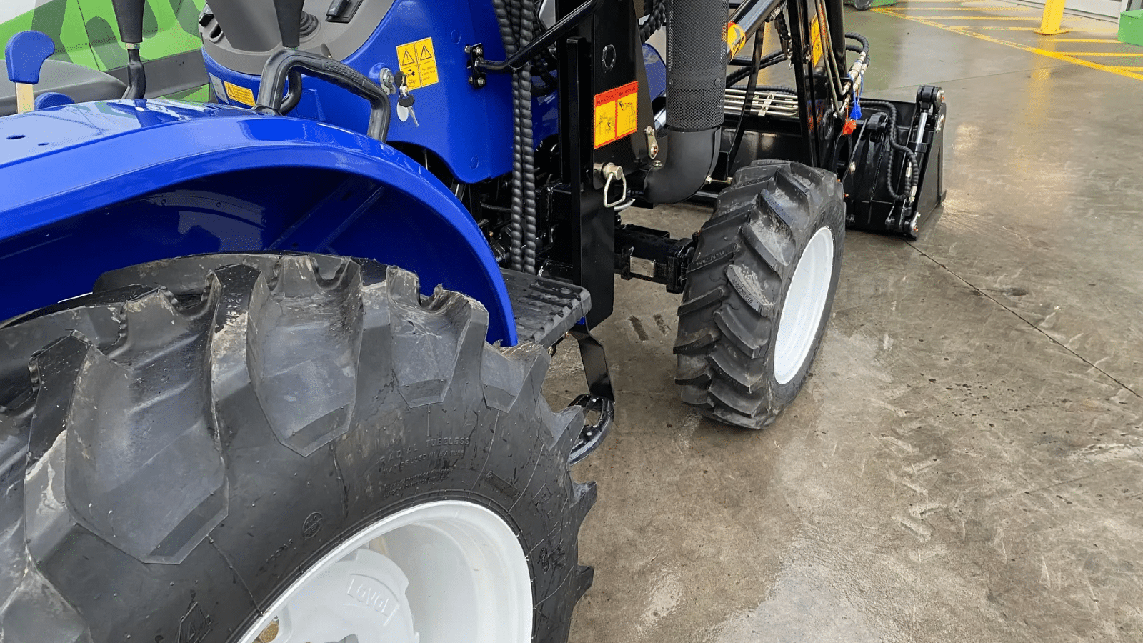 2025 New LOVOL M404 Tractor