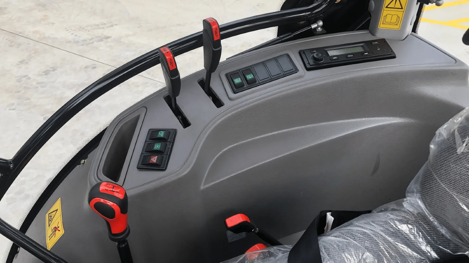 2025 New LOVOL M604 Tractor