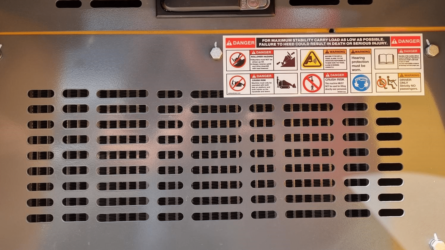 2025 New Active Machinery AM334DT Commando Skid Steers