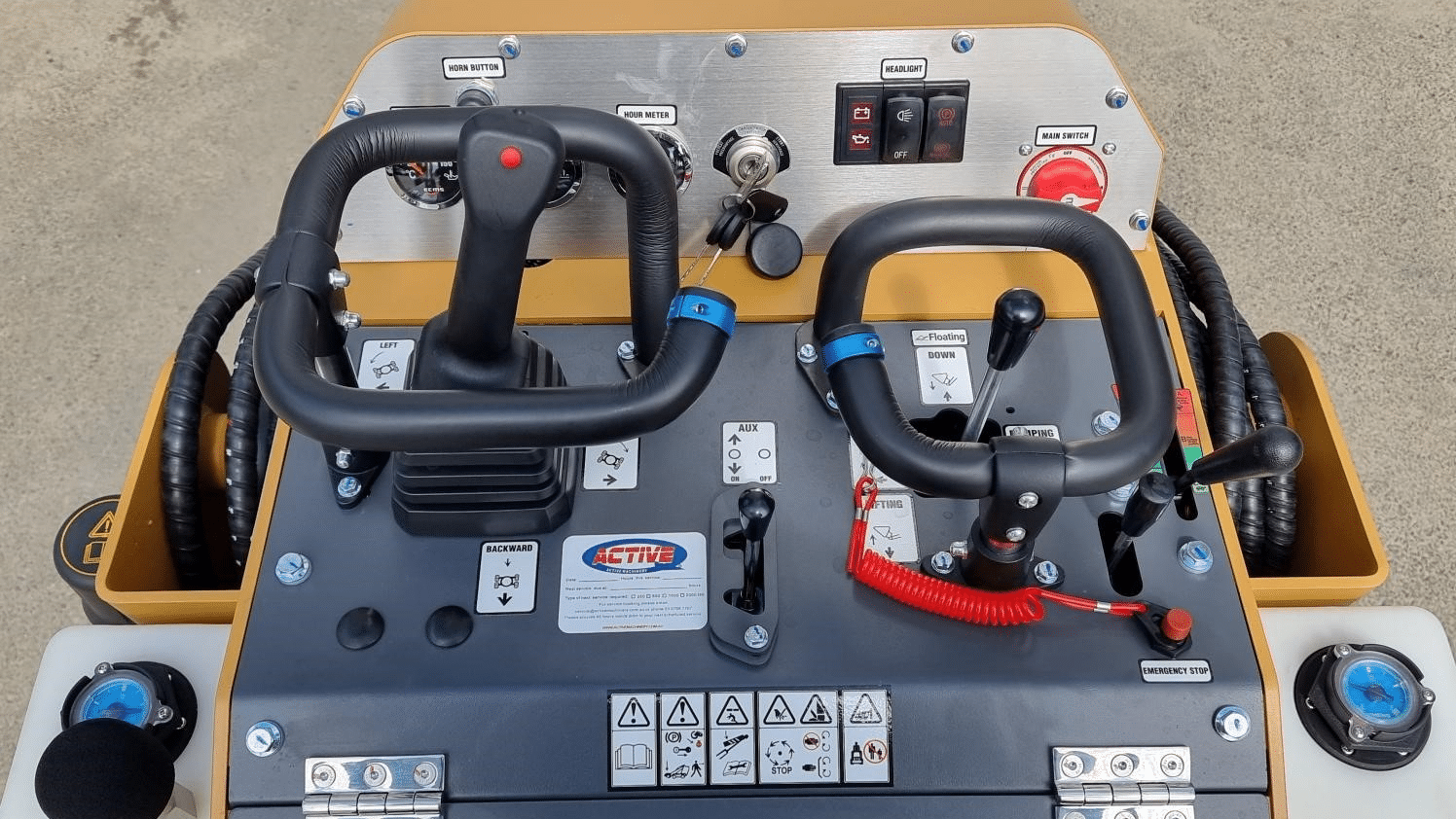 2025 New Active Machinery AM404DT Commando Skid Steers