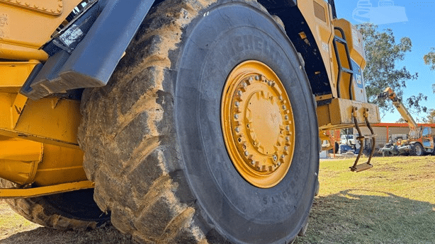 2019 Used Caterpillar 627K Scrapers