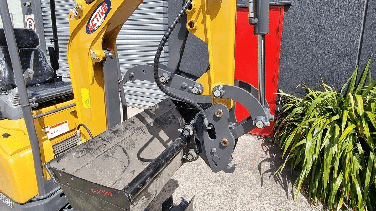 2025 New Active Machinery AE16UE-I Excavators