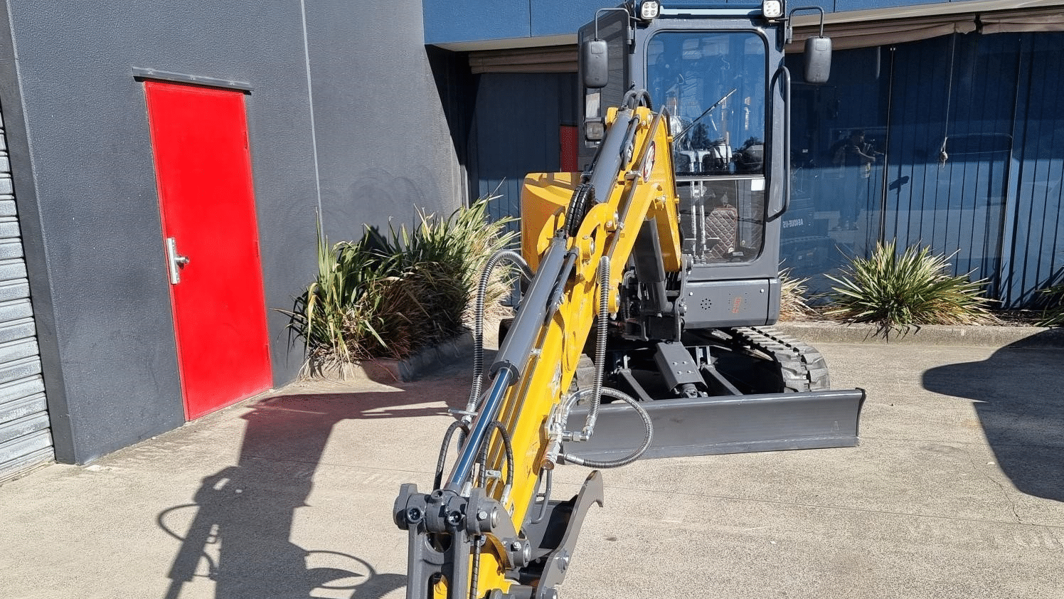2025 New Active Machinery AE40UE-IIS Excavators