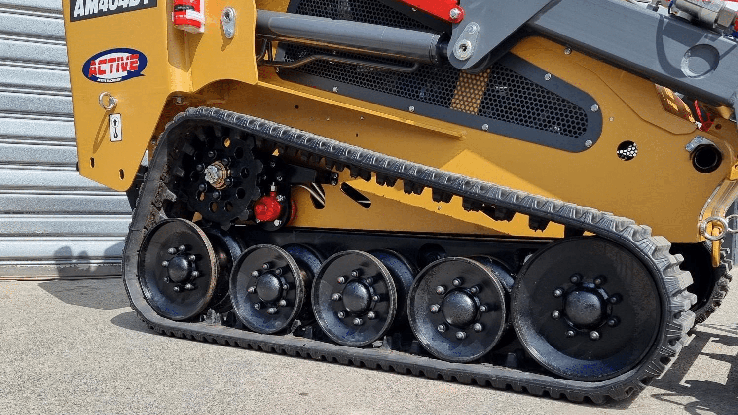 2025 New Active Machinery AM404DT Commando Skid Steers