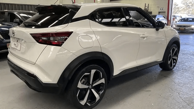 2021 Demo Nissan JUKE Hatchback