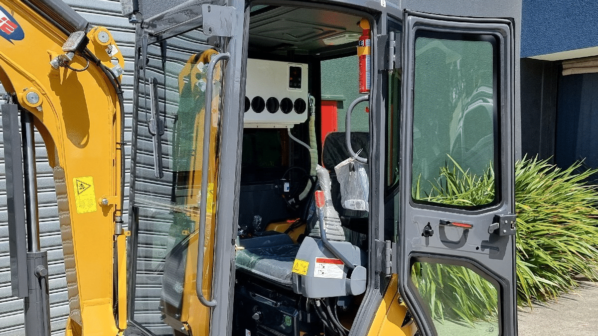 2025 New Active Machinery AE25UE-II Excavators