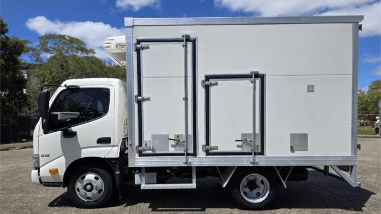 2020 Used Hino Dutro Refrigerated Truck