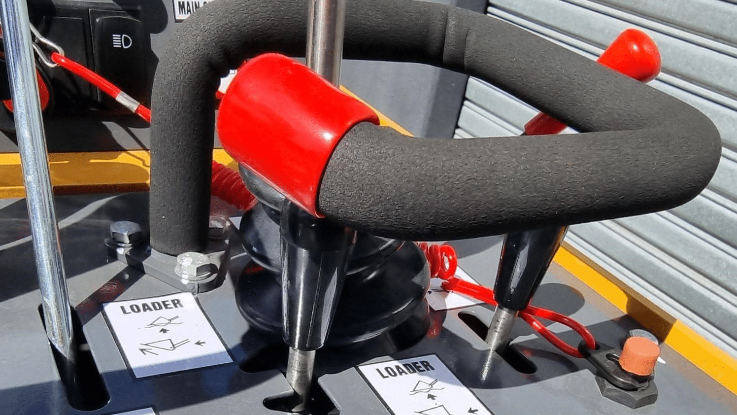 2025 New Active Machinery AM334DT Commando Skid Steers