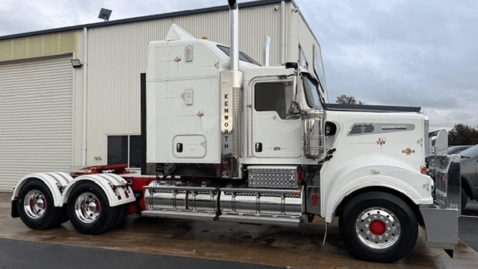 2021 Used Kenworth T909 Prime Mover