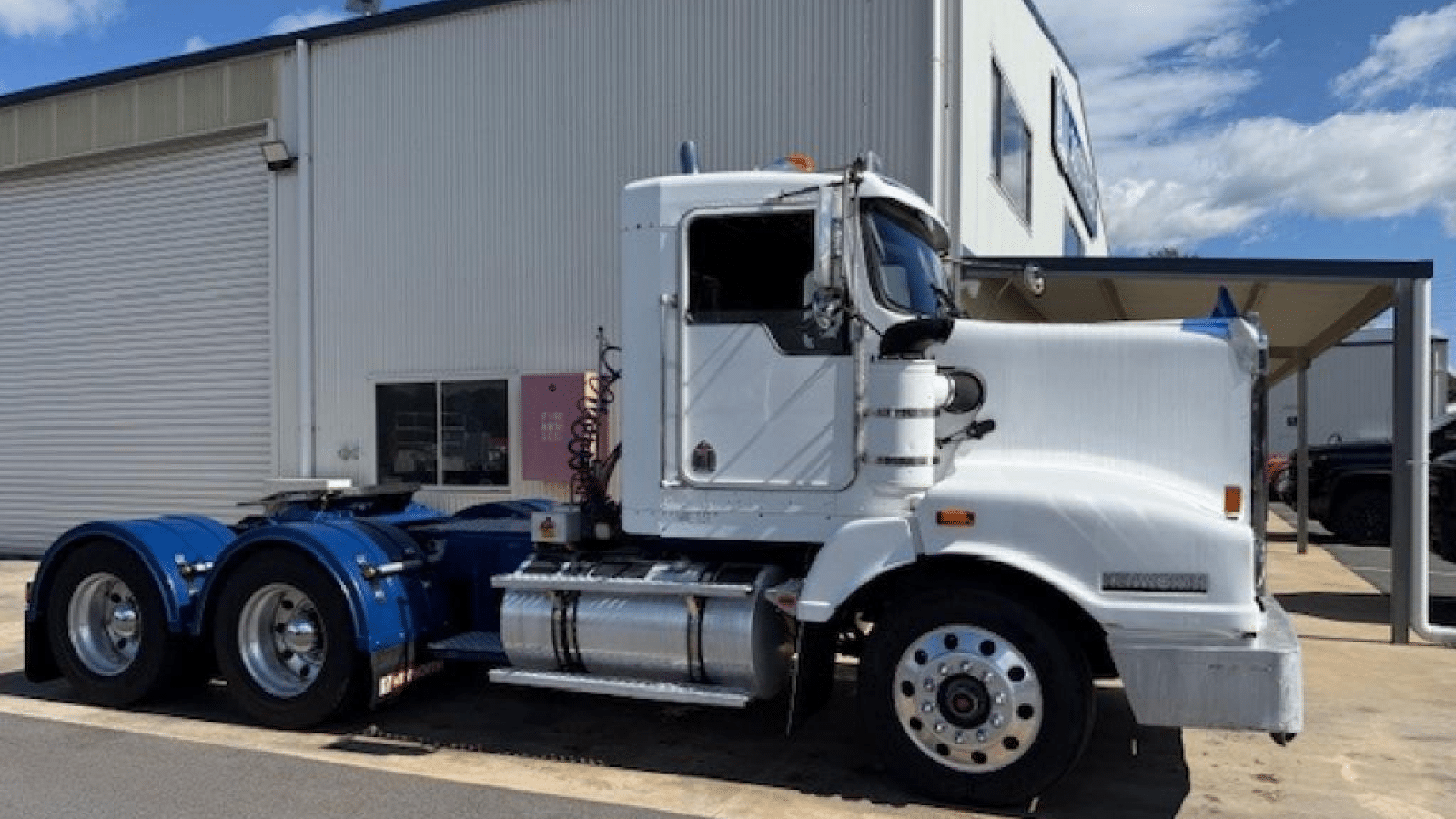2002 Used Kenworth T401 Prime Mover